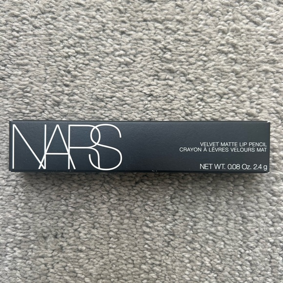 NEW and Never Opened: NARS Cruella Velvet Lip Pencil - Picture 2 of 4